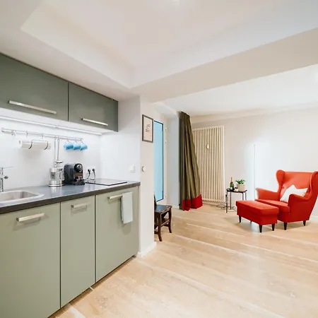 Homely - Cozy Studio, Modern, Near Theater & Kurfuerstendamm Daire