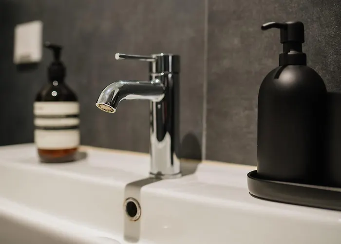 Homely - Cozy Studio, Modern, Near Theater&kurfürstendamm